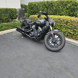 2022 Indian Scout bobber abs
