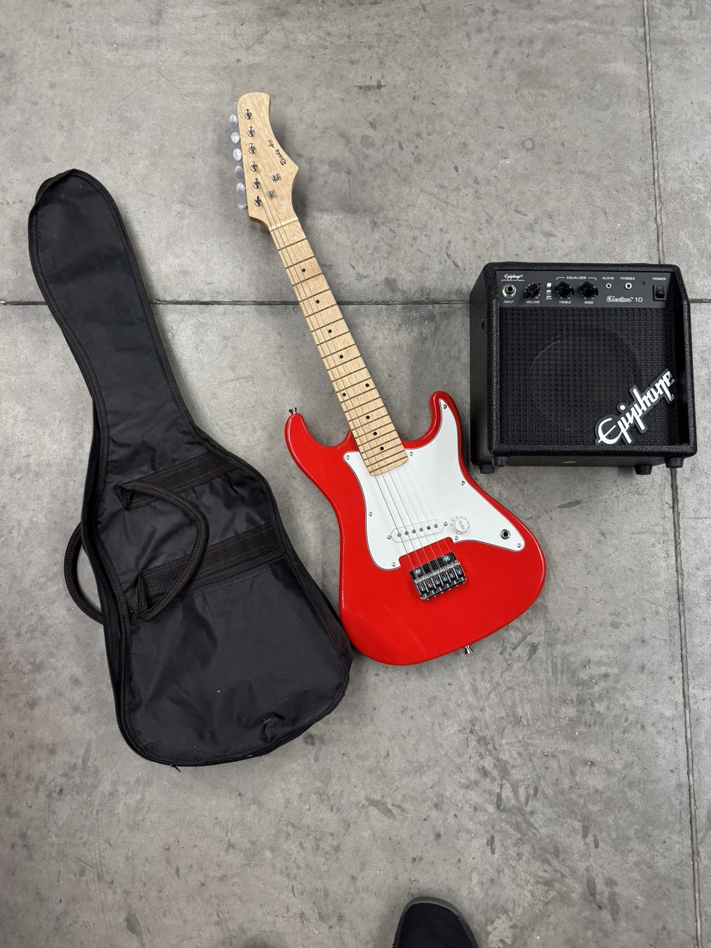 31 Inch Electric Guitar with 3-Watt Amplifier