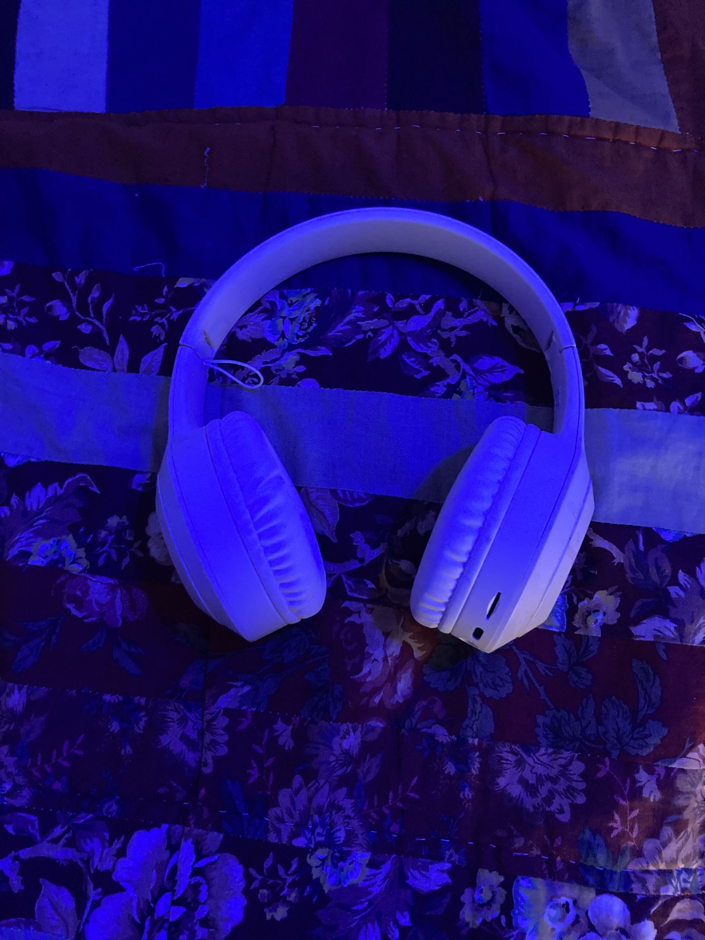 Wireless Bluetooth Headphones