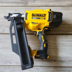 DEWALT 20-Volt 21° Cordless Framing Nailer (Tool-Only)