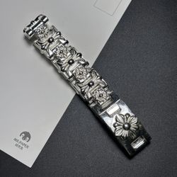 Retro-style fashionable men's chunky bracelet