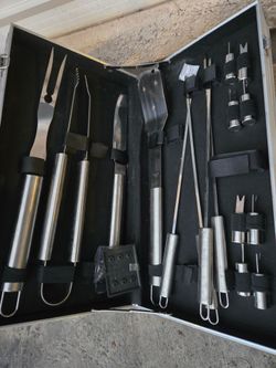 Grilled set with case