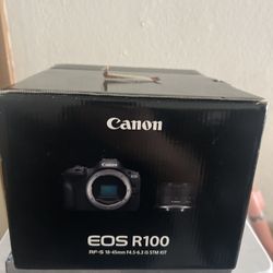 Canon Eos R100