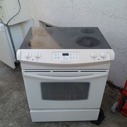 3 Piece Matching Set, Electric Stove, Dishwasher And Over The Stove Microwave