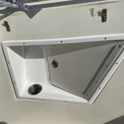 Hydra Sport Forward Fiberglass Rod Holder Locker