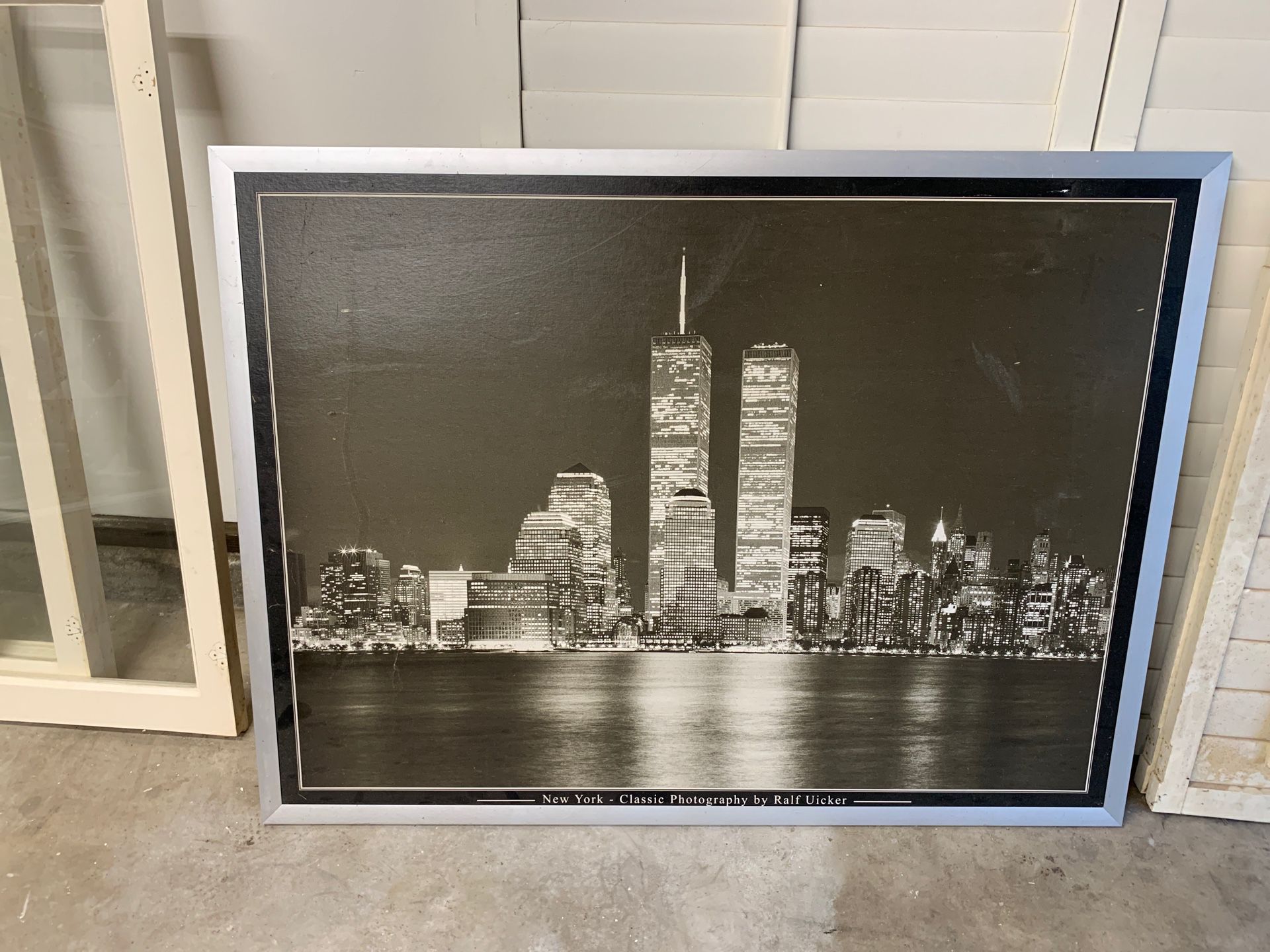 FREE framed twin tower photo