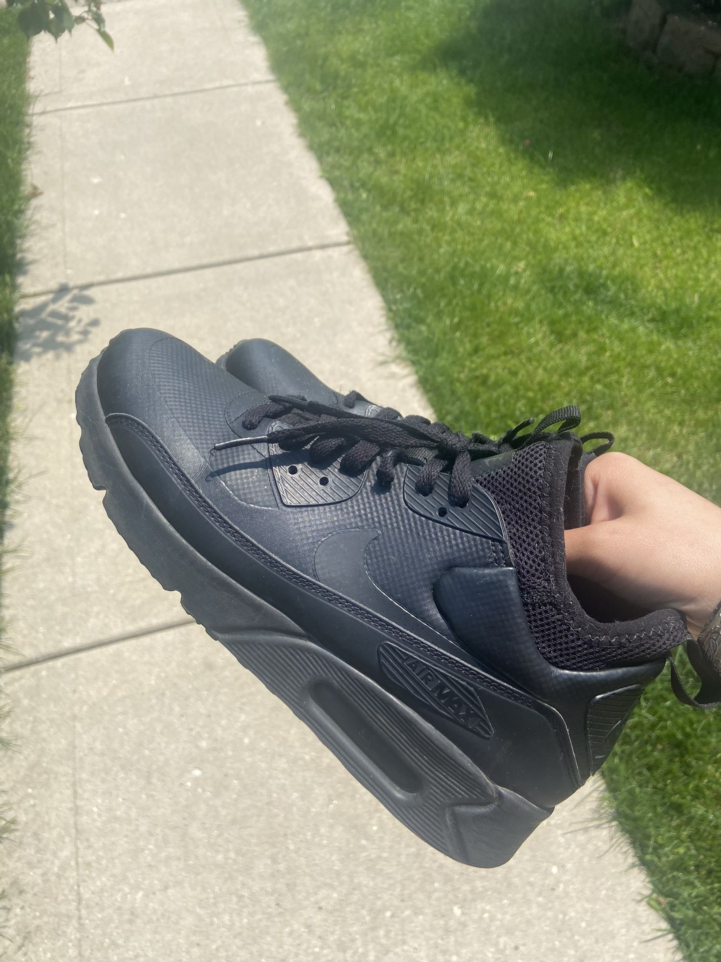 Nike Air Maxs