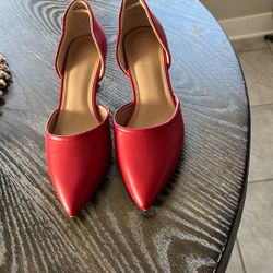 Brand New Red Fancy Heels Size 5 and A Half Beautiful Dressy N Elegant. 