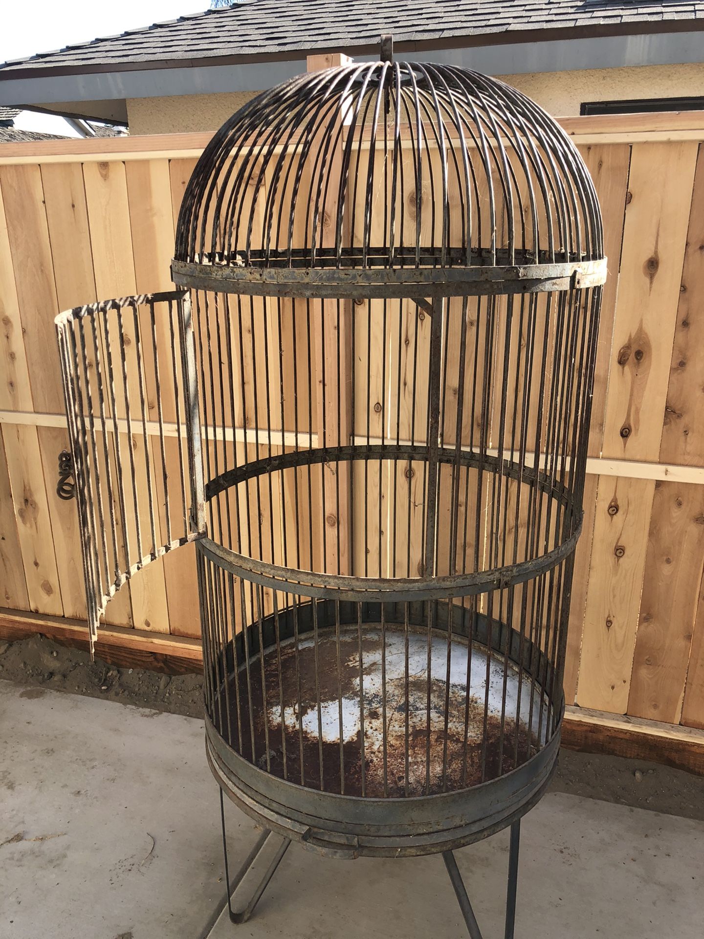 Bird cage