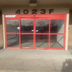 Commerical Red Sliding Doors 