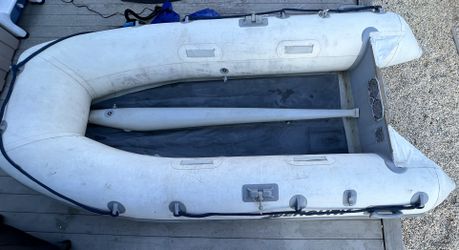 Mercury Inflatable - dingy
