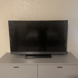 40 Inch Sony TV