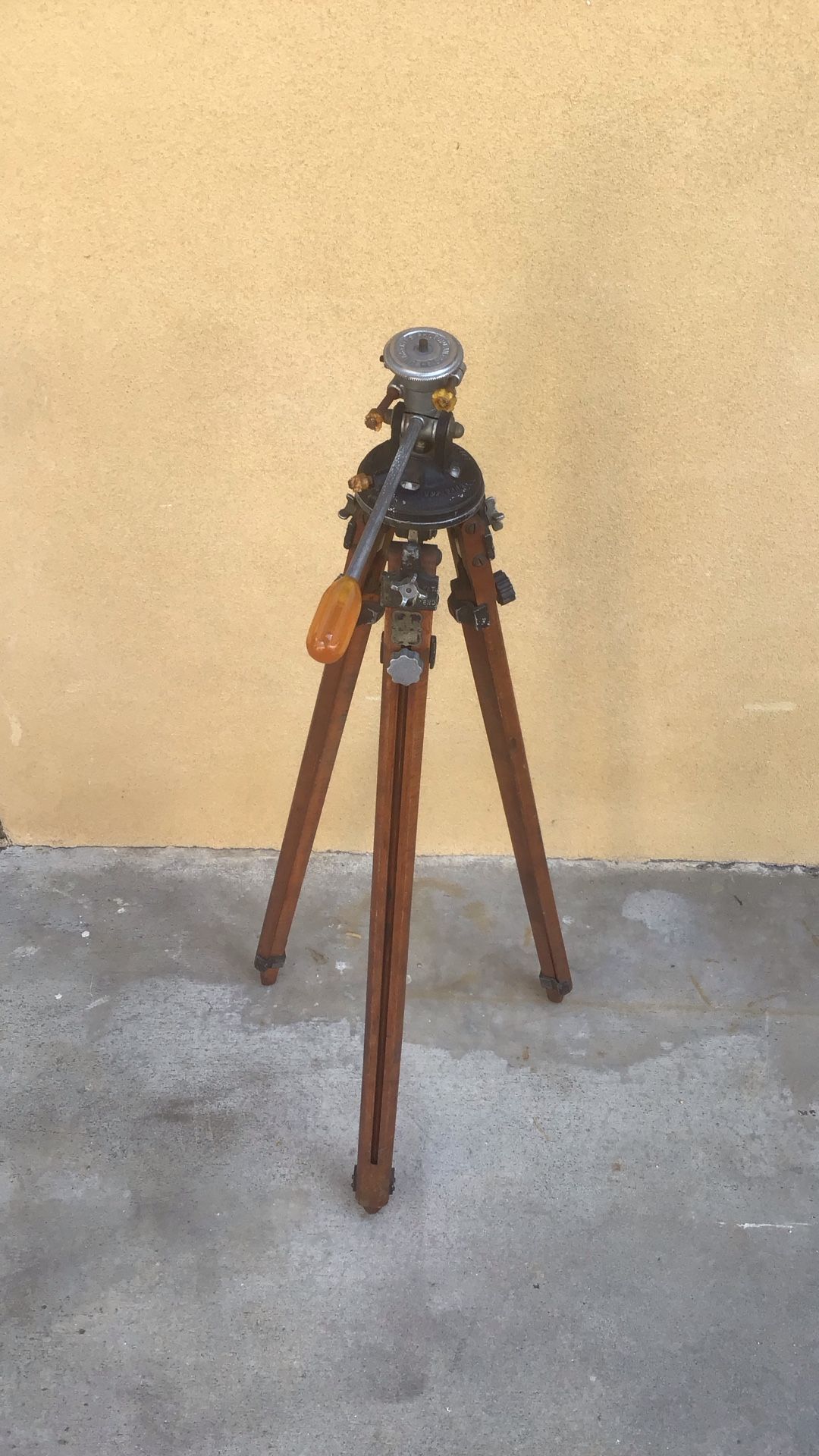 Ries Wooden Tripod