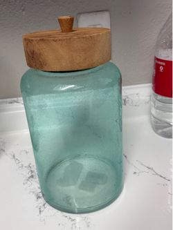 Medium jar wooden lid