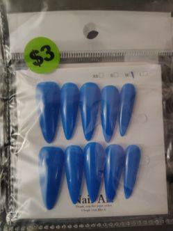 Blue Stiletto Press-On Nails Set