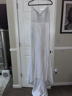 Elegant Lace Spaghetti Strap Wedding/Evening Dress