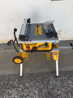 Dewalt table saw with portable stand