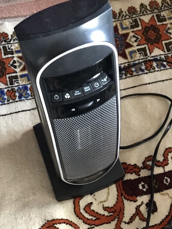 Ceramic tower heater bionaire bch9214re space heater for Sale in Tacoma, WA  - OfferUp