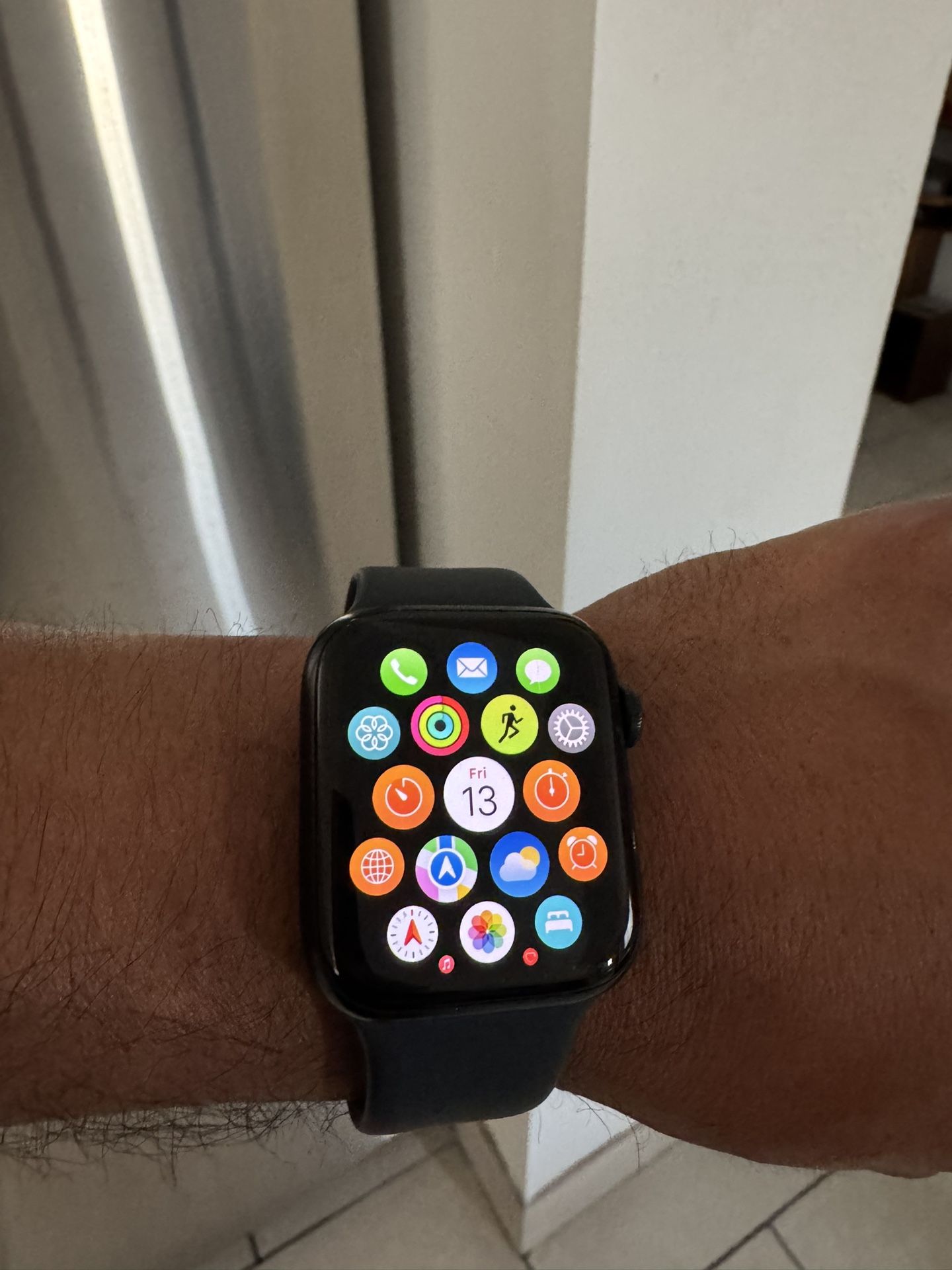 Apple Watch SE (GPS) (2nd Generation)