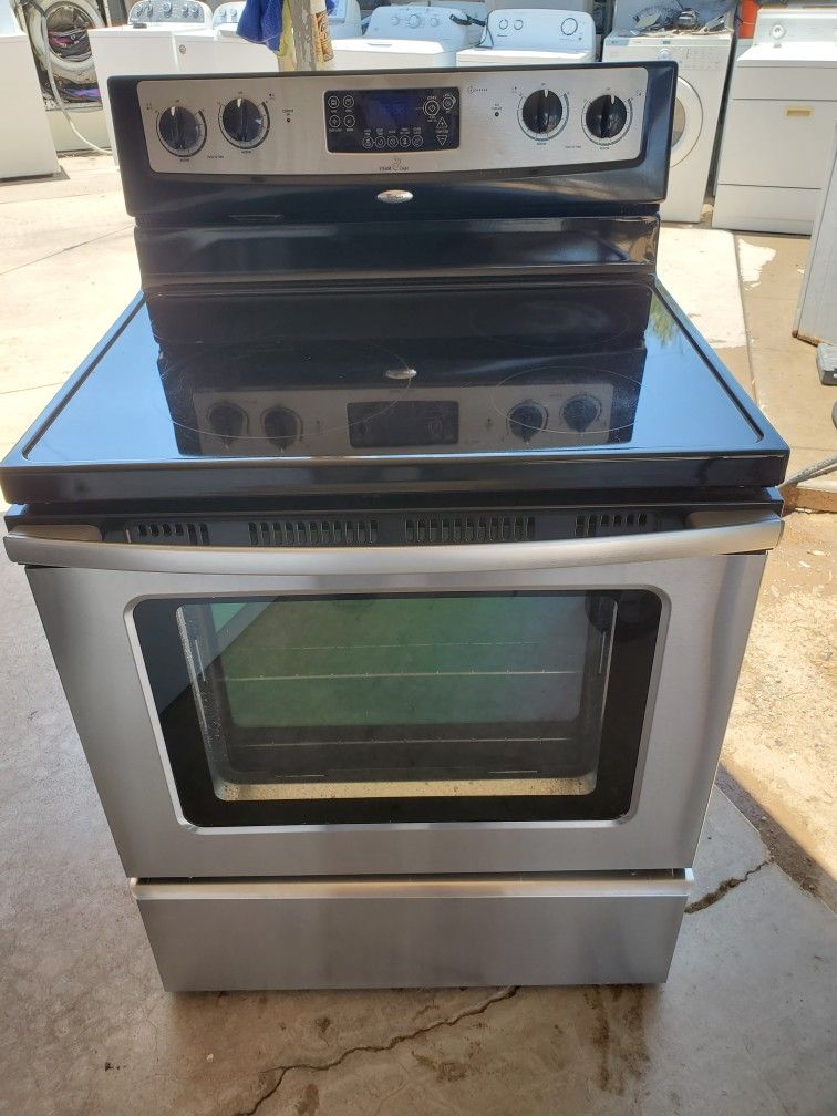 Whirlpool Electric Glass Top Stove Nice And Clean