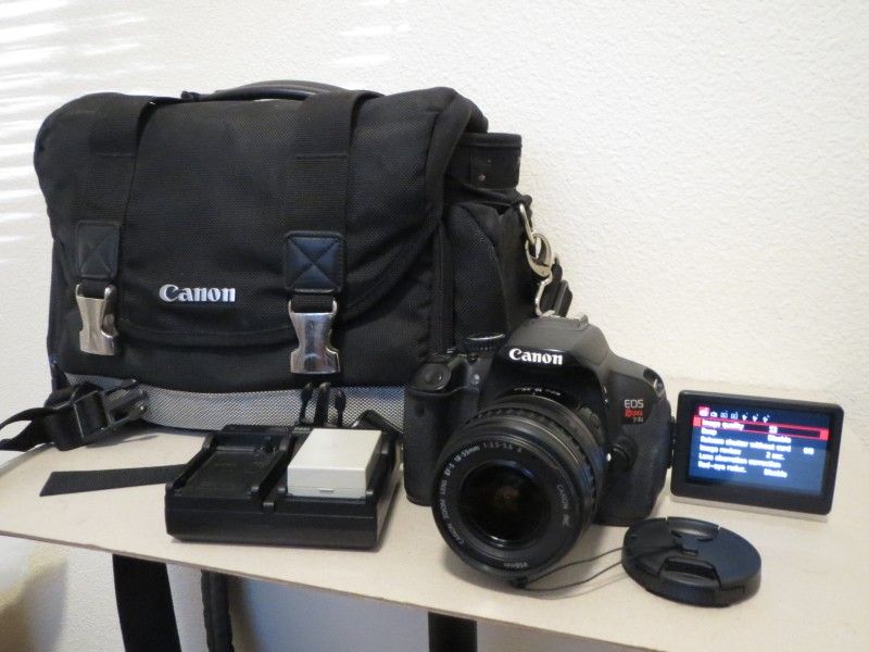 Canon EOS Rebel T4i 18.0 MP CMOS Digital Camera