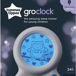 Tommee Tippee Groclock Sleep Trainer Clock |Alarm Clock and Nightlight for Young Children, USB-Powered