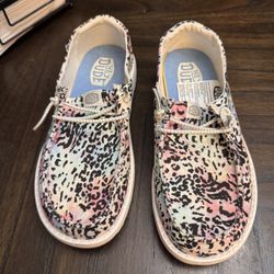 Hey Dude Kids' Leopard Print Moccasins