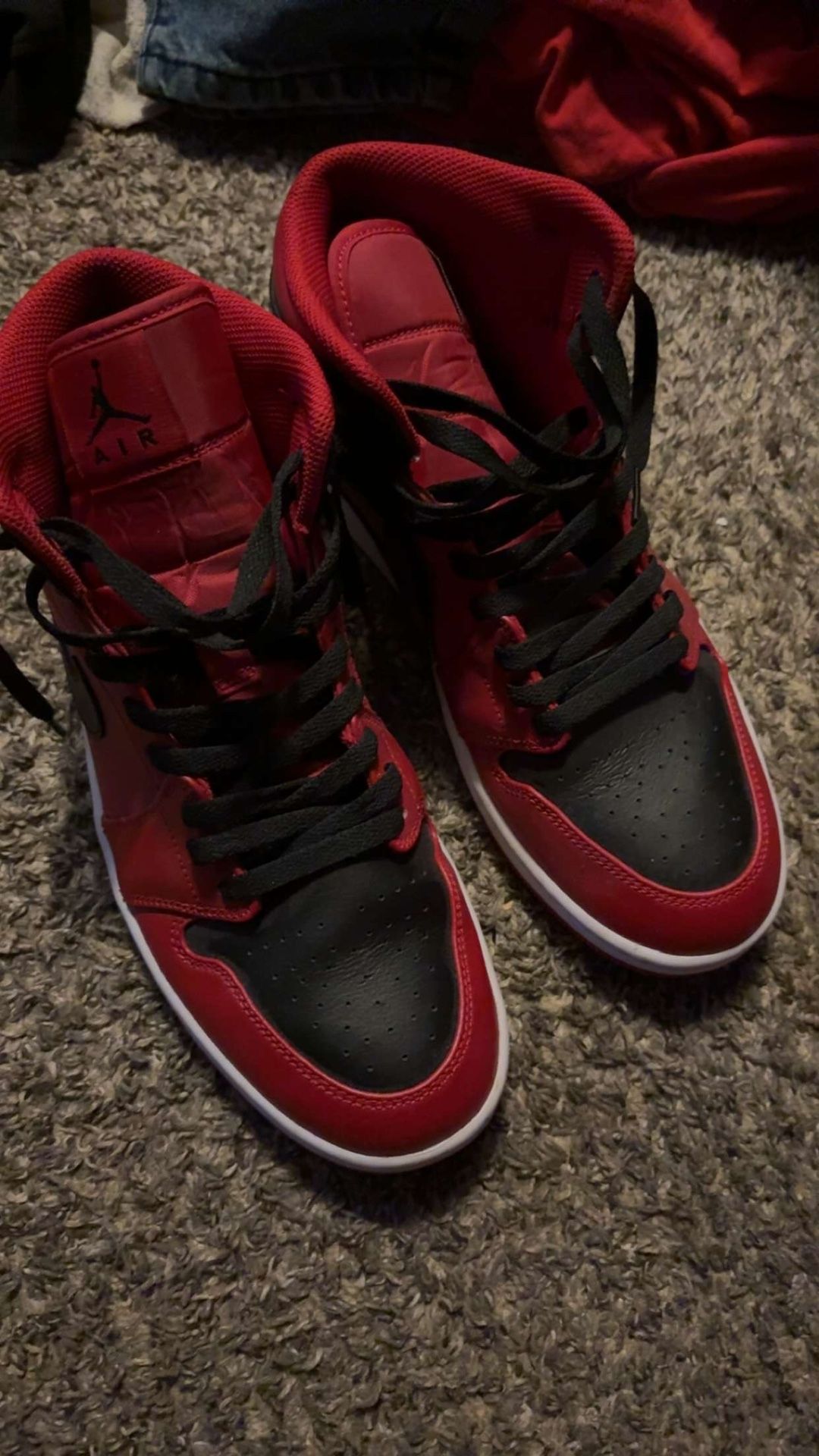 Men’s air jordan 1 mid