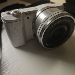 Sony A5100 Mirrorless Camera