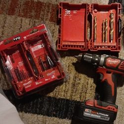 Milwaukee M18 DRILL + BIT + BATTERY COMBO