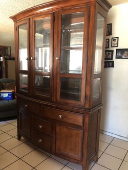 China hutch