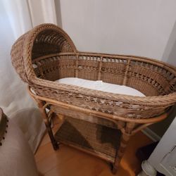 Pottery barn Baby Bassinet Whicker Brown Natural