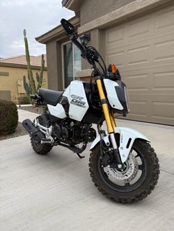 2025 Honda Grom ABS - Pearl White - 750 Miles - Loaded Upgrades - Clean Title