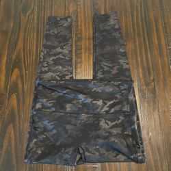 Spanx Leather Legging Size Large Petite
