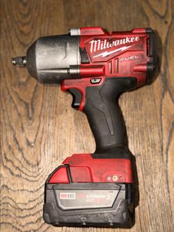Milwaukee M18 Fuel 18V 1/2 Inch Impact Wrench With Friction Ring
