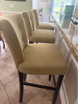 Counter top chairs set of 3