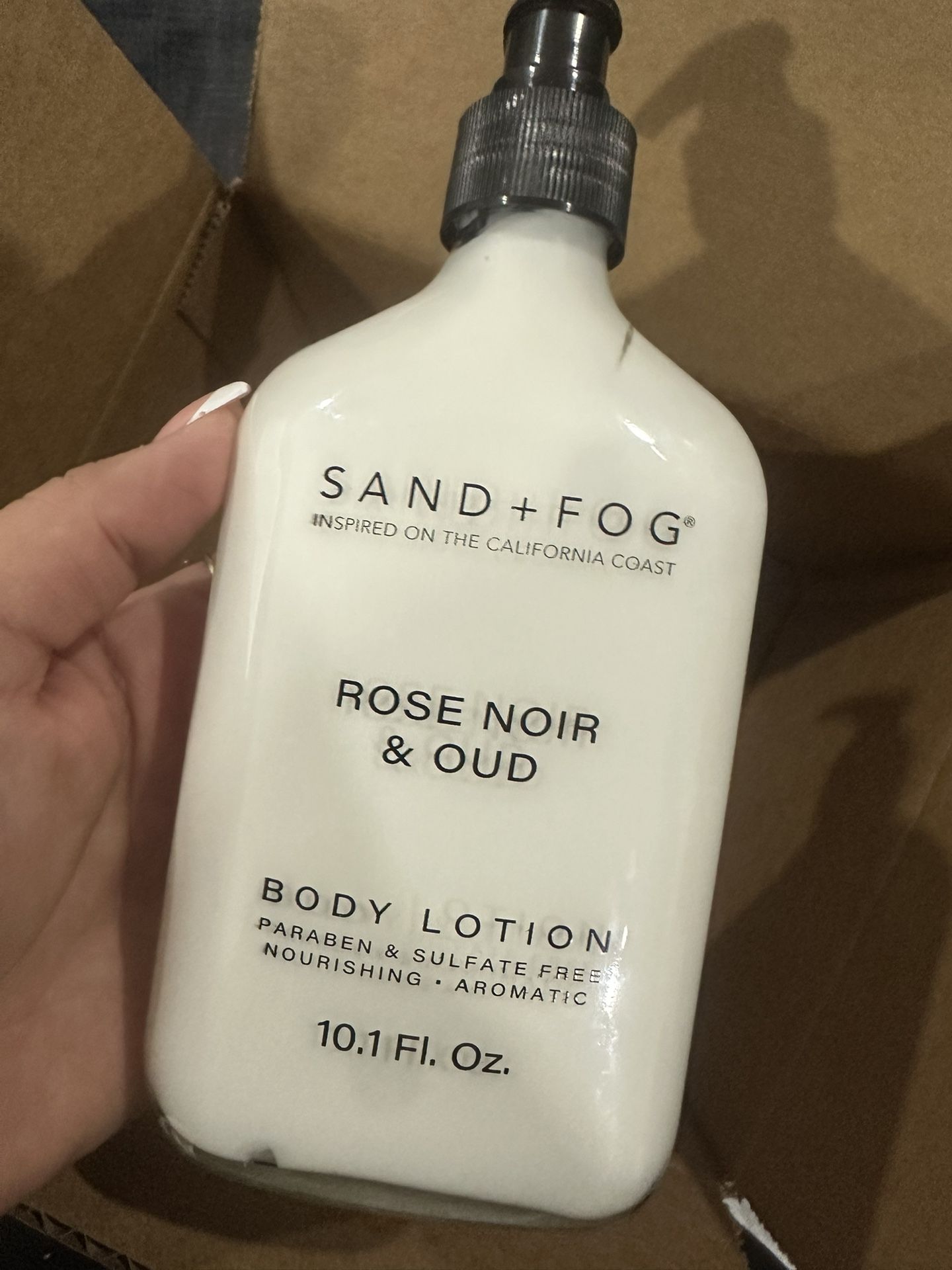 Sand Fog Rose Noir & Oud Lotion