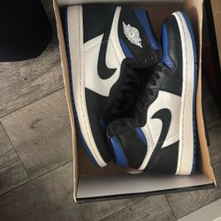 Air Jordan 1 Retro High Royal