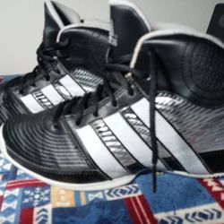 Adidas Womens High top Size 7 Training