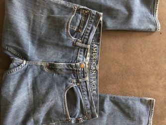 American Eagle jeans **size 32**