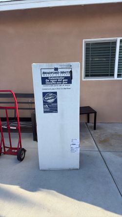 40 Gallon Bradford White Water Heater