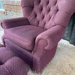 Antique Couch With Footrest