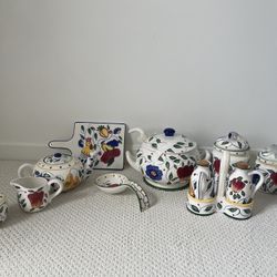 Beautiful Fruit Design 21 Piece Set