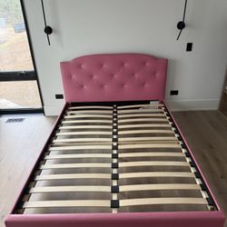 Queen Frame Bed For Girl 
