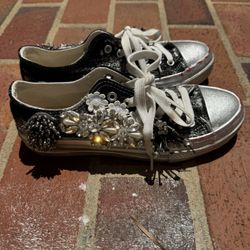 Silver Low top Converse Style Shoes