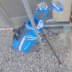 Left Handed Golf Clubs