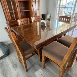 Dining Room Table 