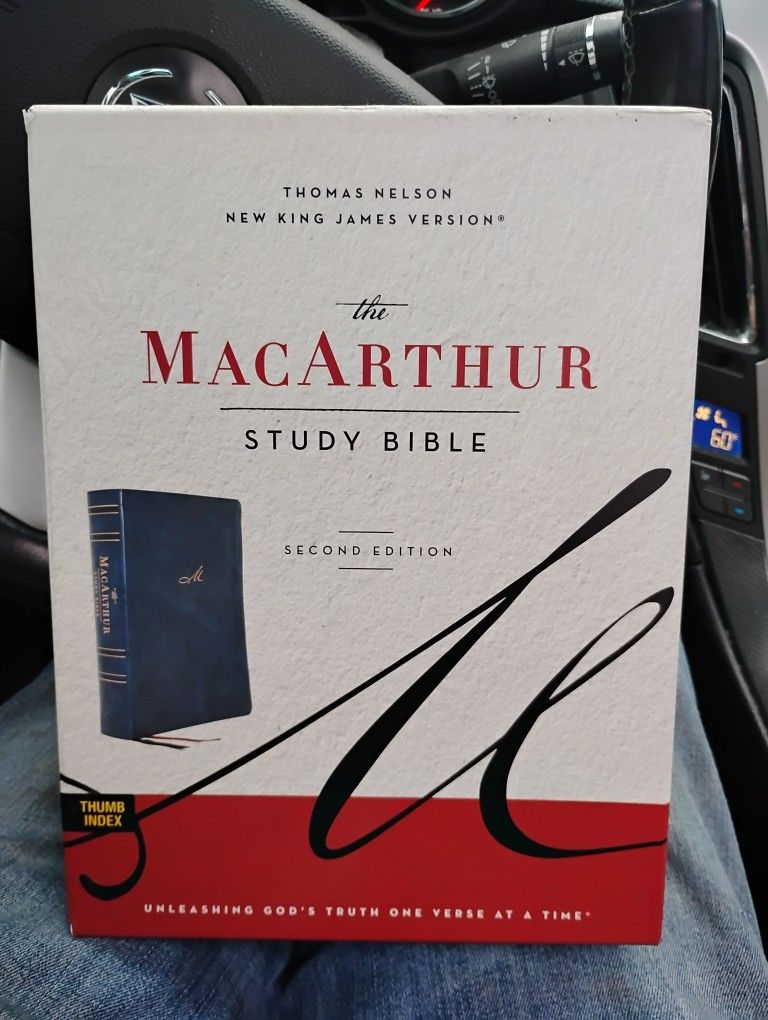 MacArthur Study Bible