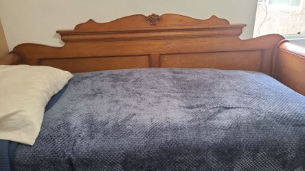 Twin Bed with Trend Bed Underneath
