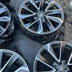 New OEM 2020 Corolla Rims 